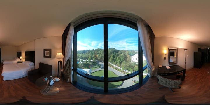 Mak Albania Hotel