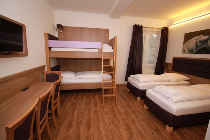 Slamba Hostel Augsburg
