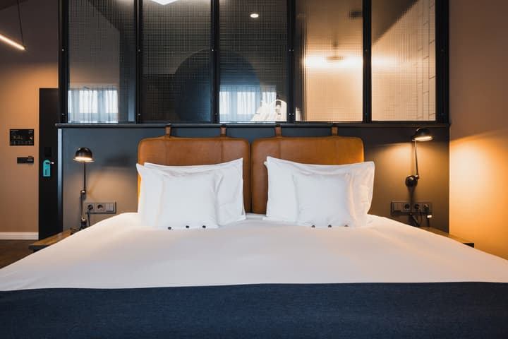 Exeter Hotel