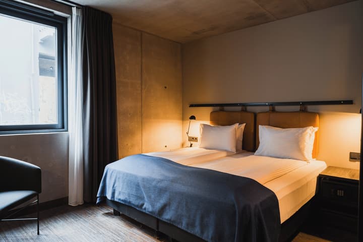 Exeter Hotel