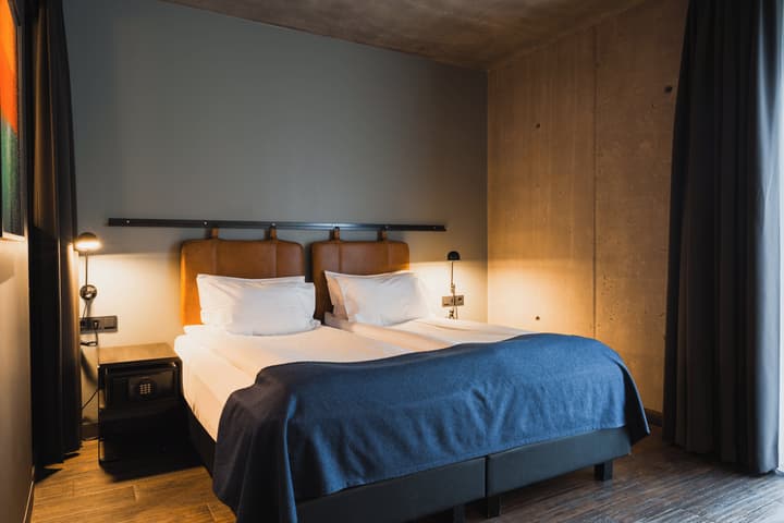 Exeter Hotel