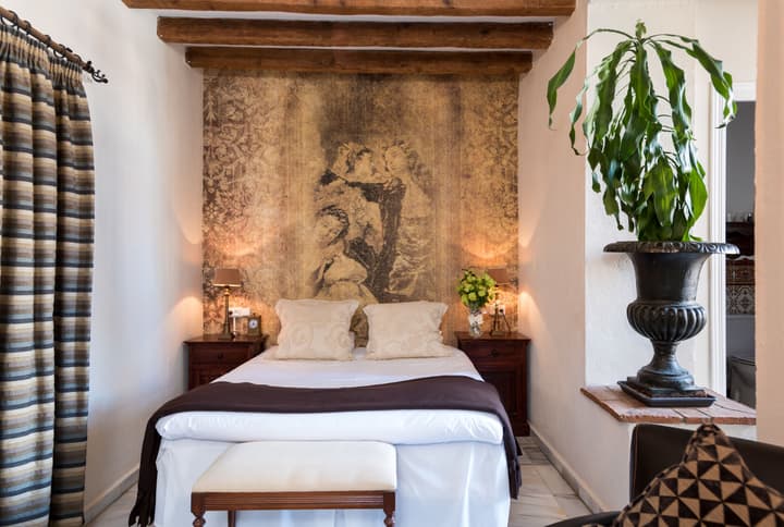 The Town House - Adults Only