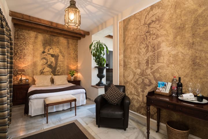 The Town House - Adults Only