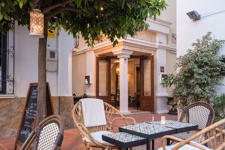 The Town House - Adults Only