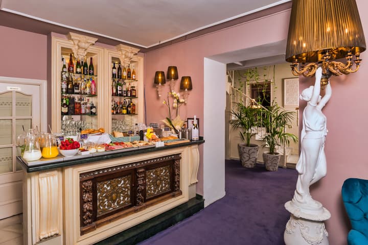 The Town House - Adults Only