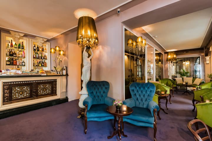 The Town House - Adults Only