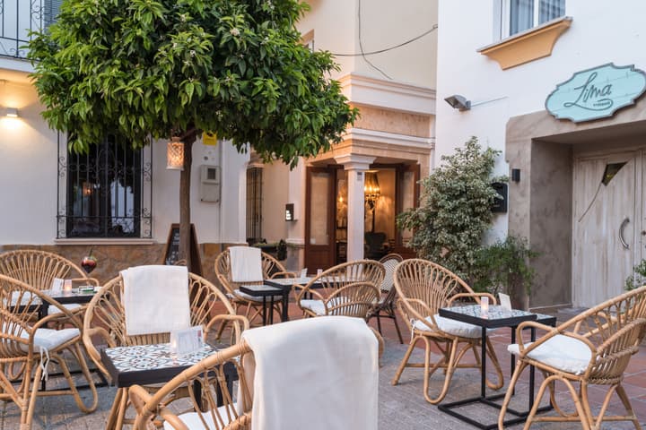 The Town House - Adults Only