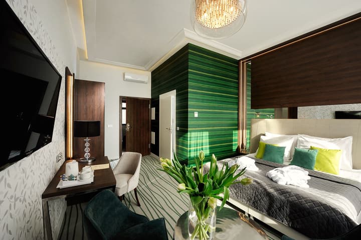 Plaza Boutique Hotel