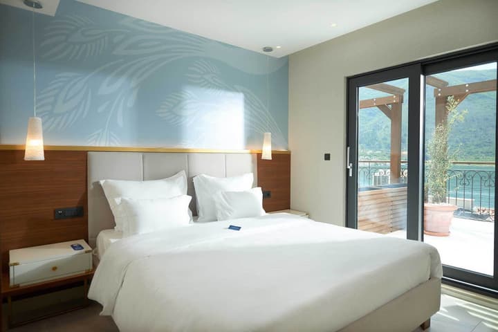 Huma Kotor Bay Hotel and Villas