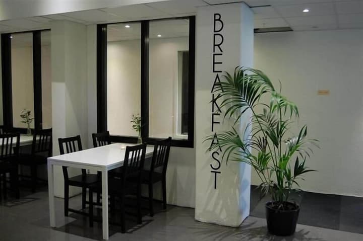 Vandrarhem Uppsala Centralstation - Hostel