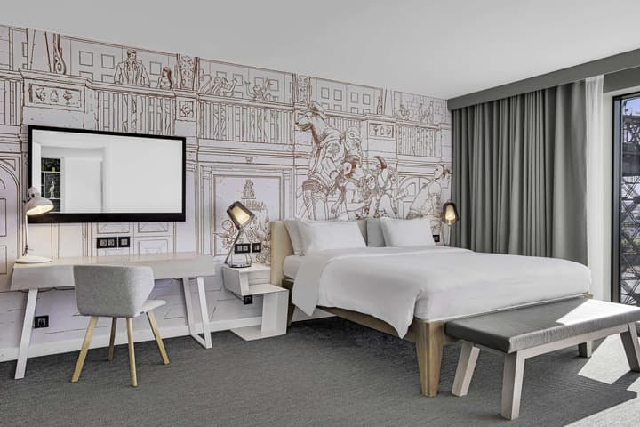 Radisson RED Glasgow
