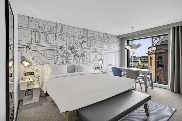 Radisson RED Glasgow