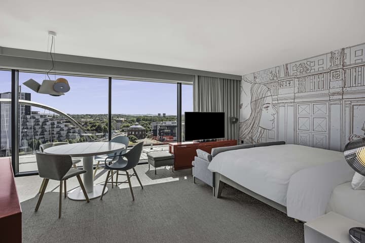 Radisson RED Glasgow