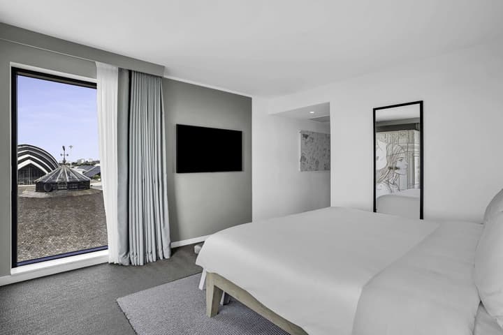Radisson RED Glasgow