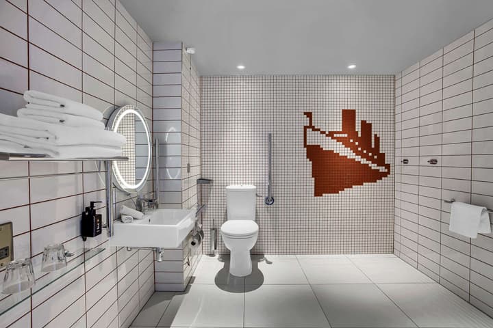 Radisson RED Glasgow