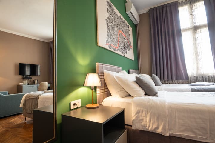 Hotel London B&B