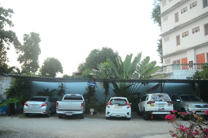 Chinawat Hotel