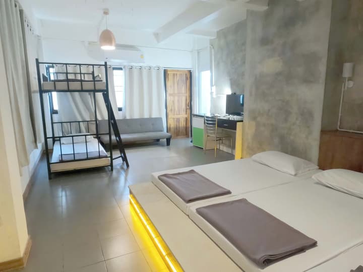 Chinawat Hotel