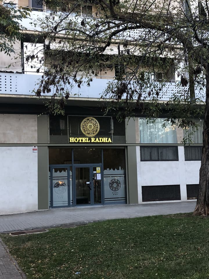Hotel Radha