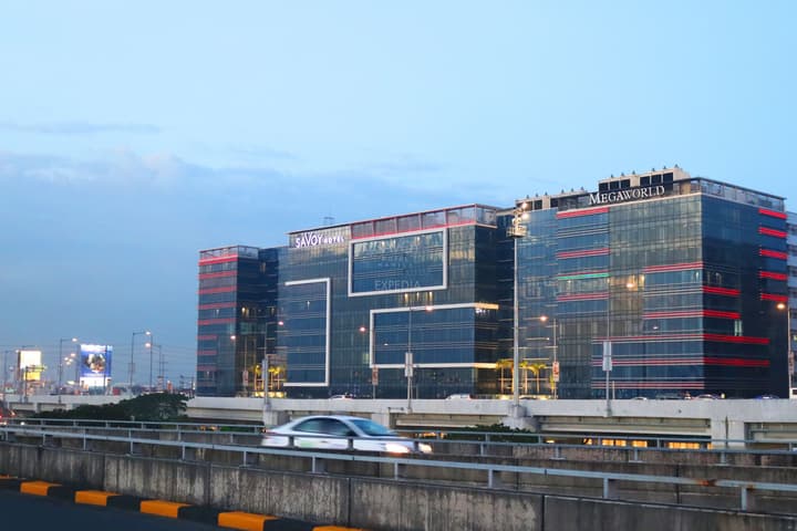 Savoy Hotel Manila near Airport NAIA Terminal 3 MNL