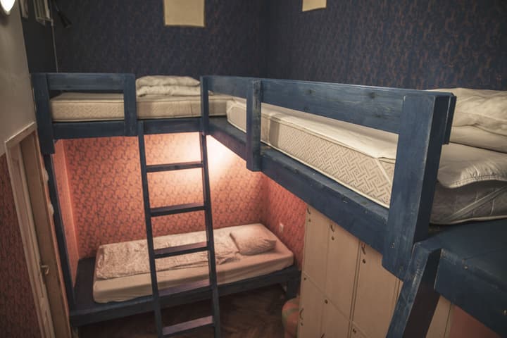 Baroque Hostel & Coworking