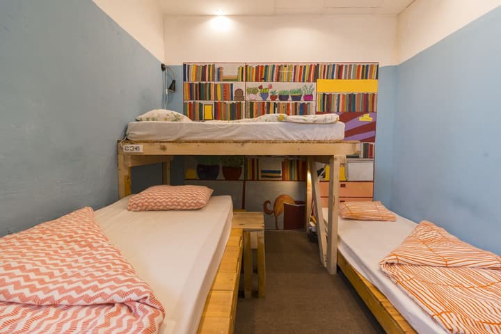 Baroque Hostel & Coworking