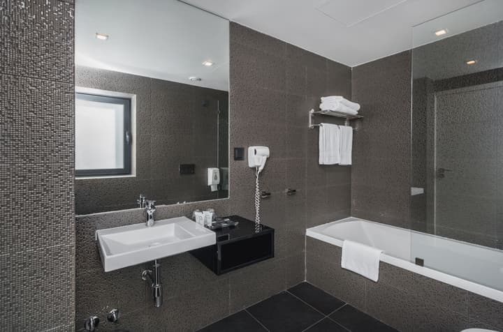 Essence Inn Marianos