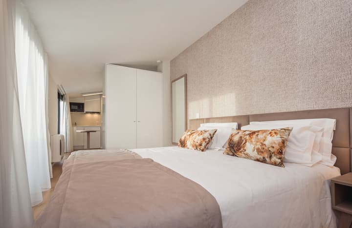 Essence Inn Marianos
