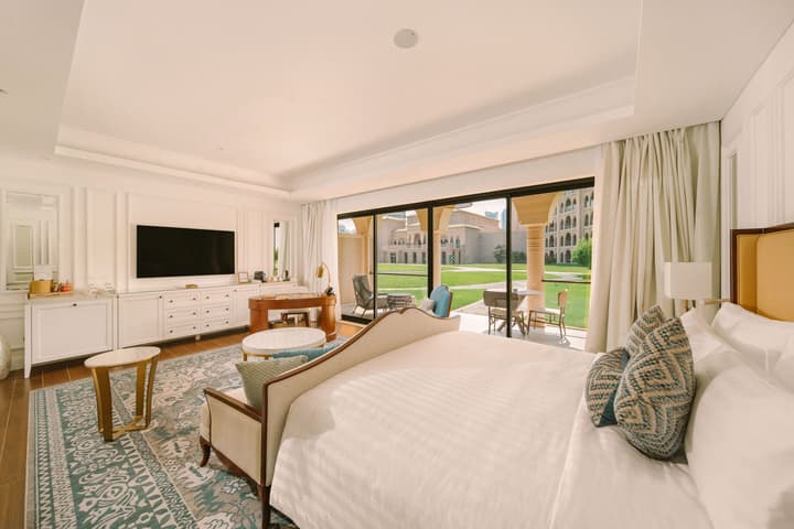 Royal Saray Resort
