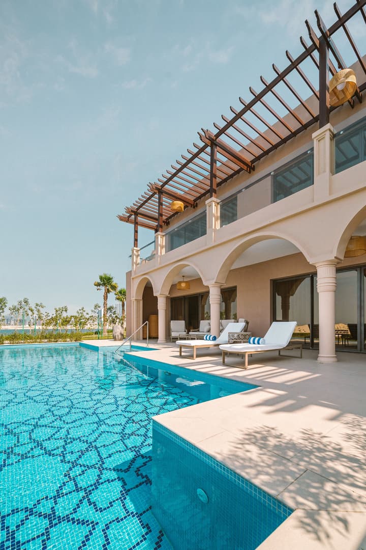 Royal Saray Resort
