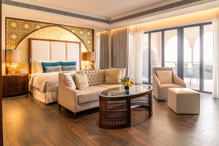 Royal Saray Resort