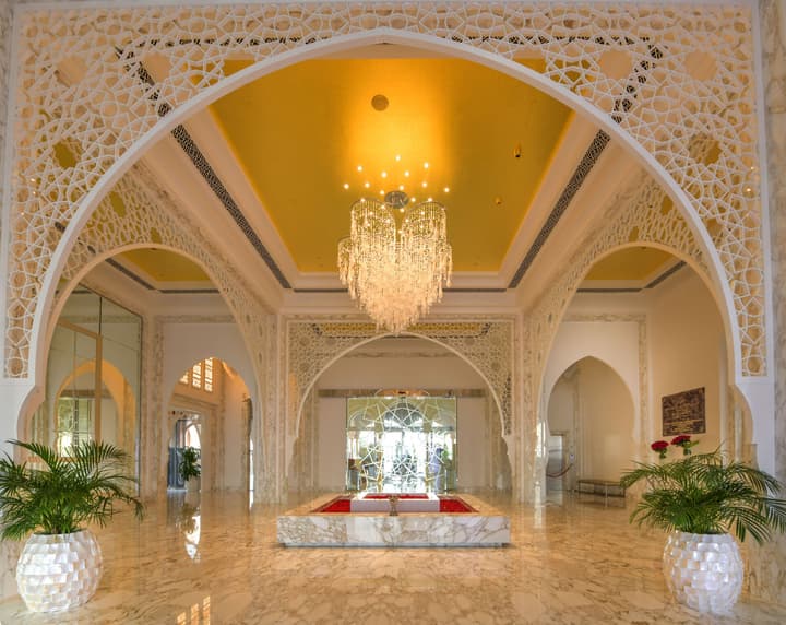 Royal Saray Resort