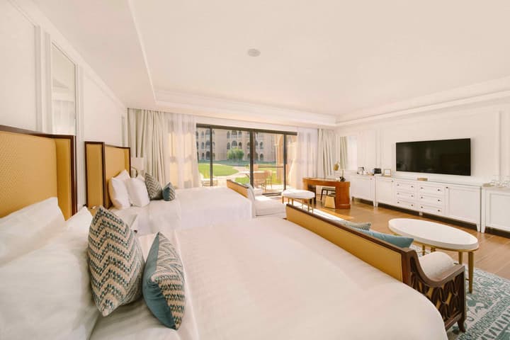 Royal Saray Resort
