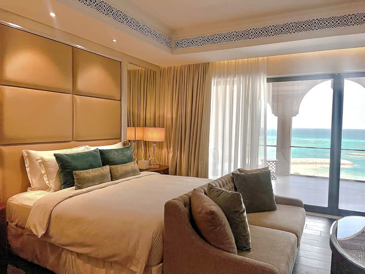 Royal Saray Resort