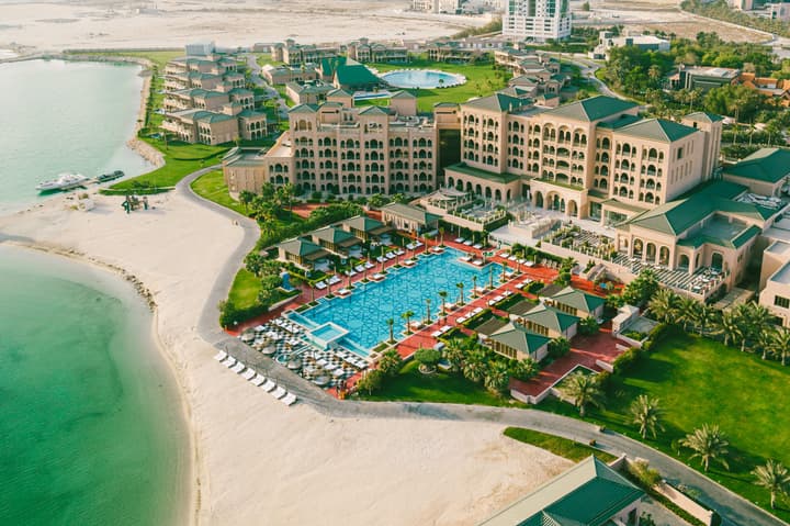 Royal Saray Resort