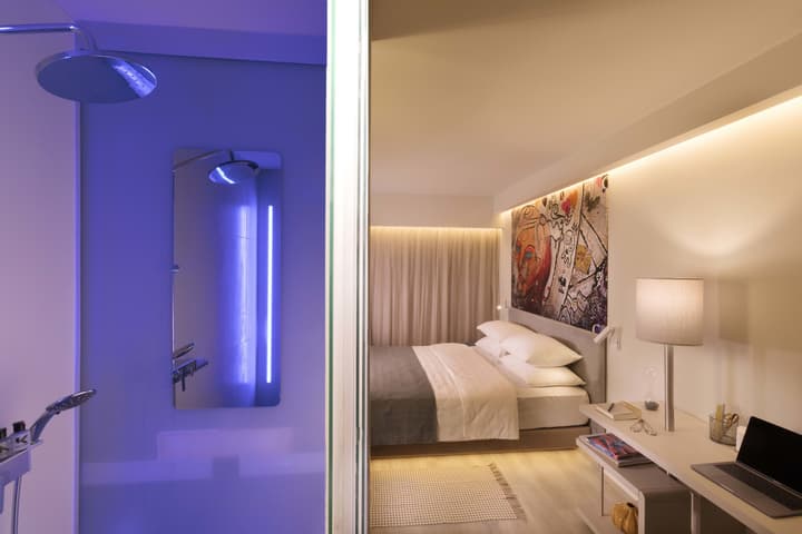 Link hotel & Hub By Dan Hotels