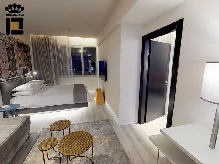 Link hotel & Hub By Dan Hotels