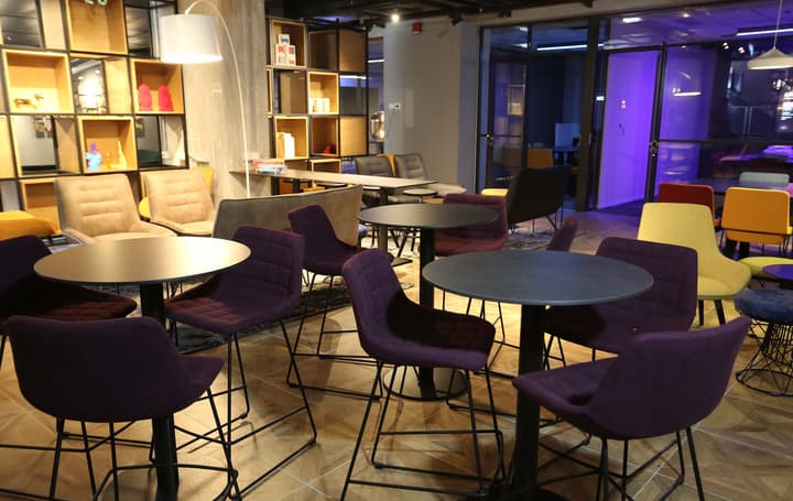 Link hotel & Hub By Dan Hotels