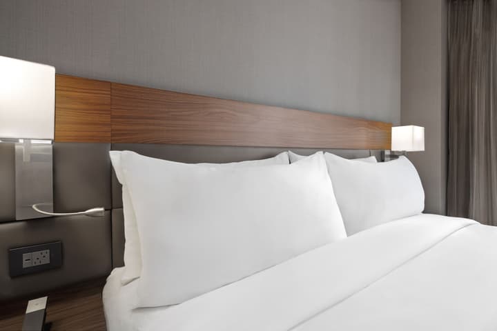 AC Hotel by Marriott New York Downtown