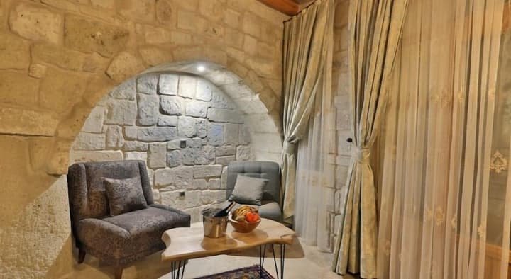 Nox Cave Hotel