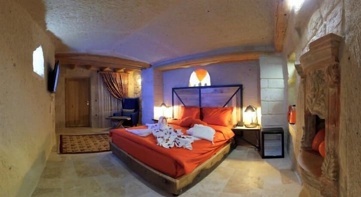 Nox Cave Hotel
