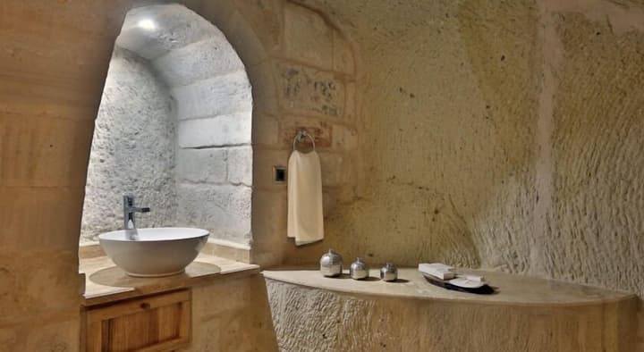 Nox Cave Hotel