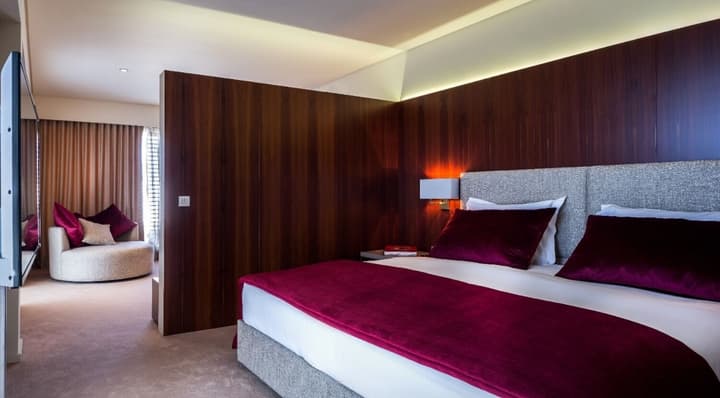 4615 Hotel