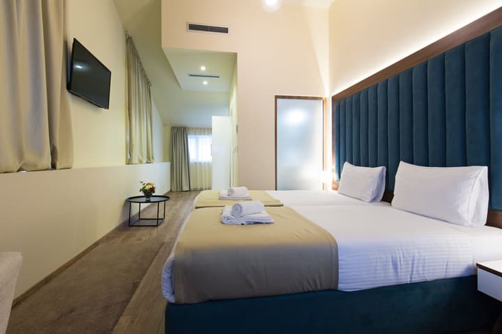 Marquise Hotel