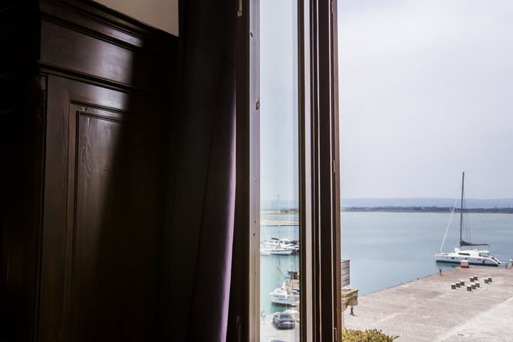 Palazzo Giunta - Porta Marina Ortigia