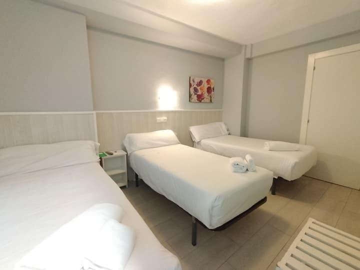 Hostal Albero by gaiarooms
