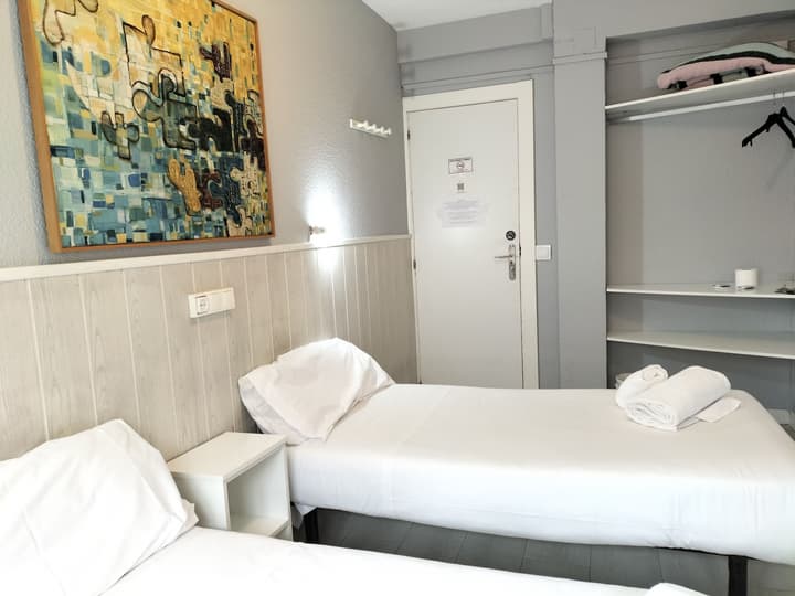 Hostal Albero by gaiarooms