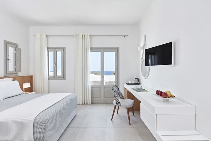Costa Grand Resort & Spa