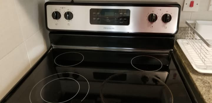New Kingston Guest Apartment at Eight