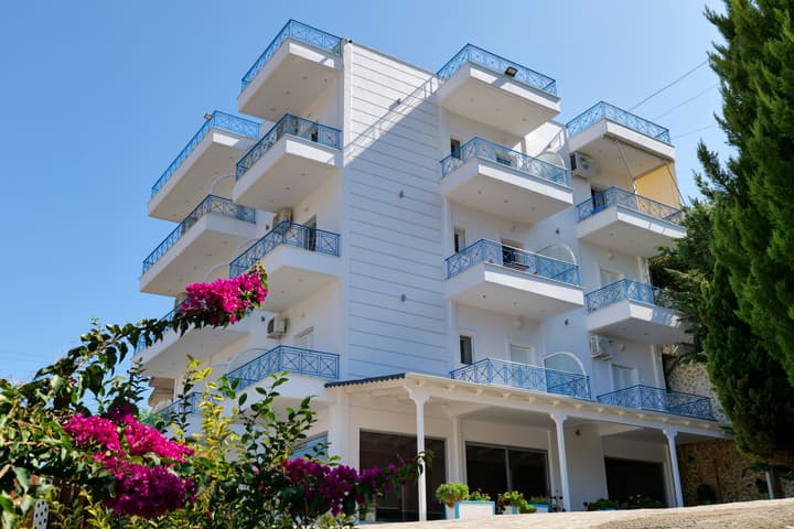 Miracle Luxury Apartments